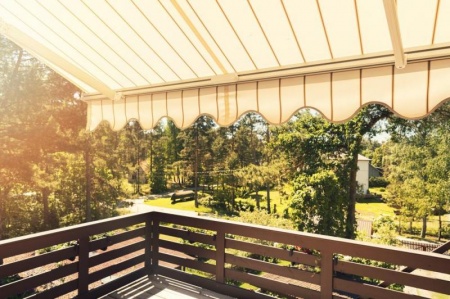 Store ext&eacute;rieur : quelle protection pour votre terrasse ?